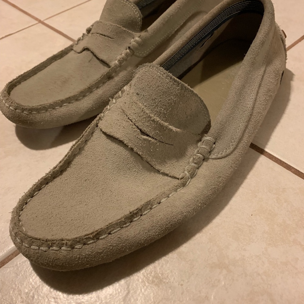 Men’s tan suede Lacoste lofters